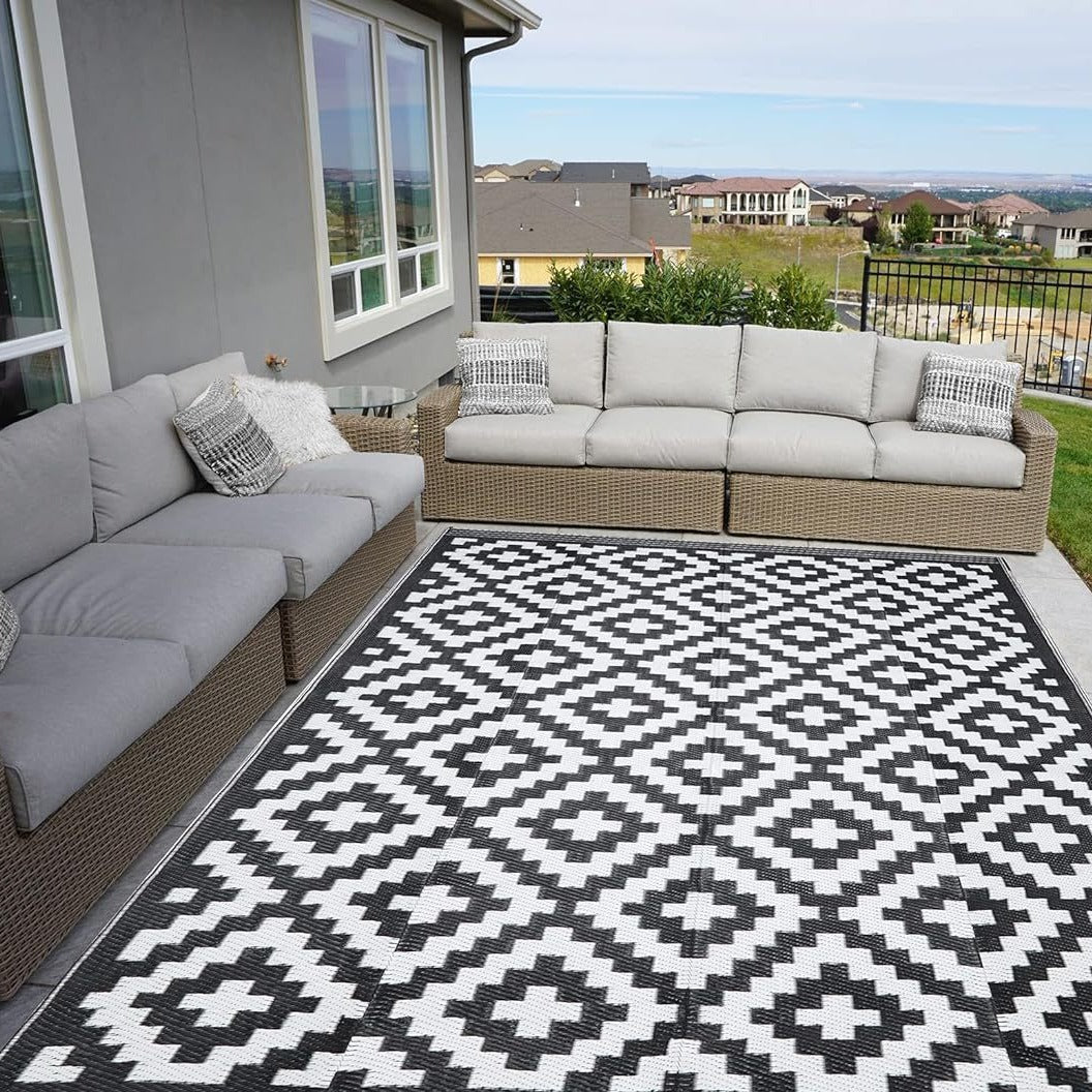 Outdoor carpet mat