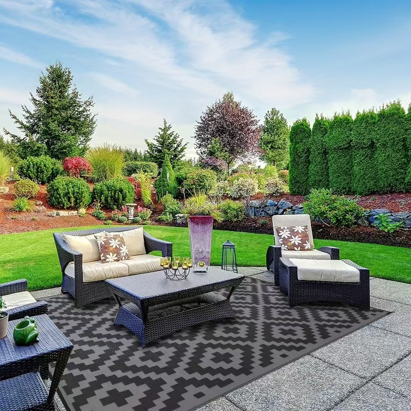Outdoor carpet mat